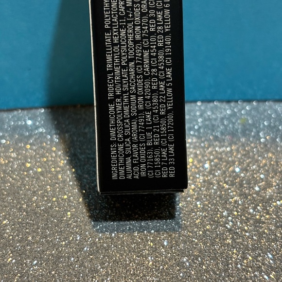 BNIB! MAC Powder Kiss Lipstick in SULTRY MOVE 921 👄 - Picture 7 of 8